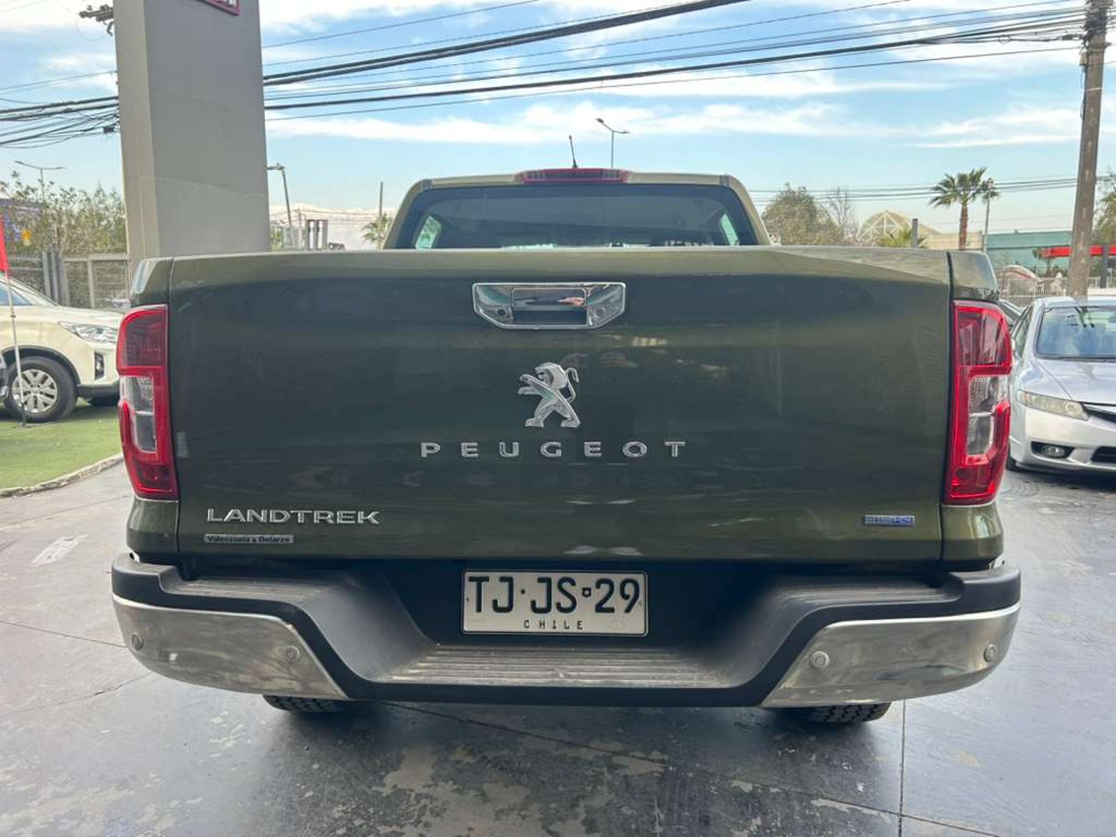 PEUGEOT LANDTREK Active BlueHDi 180 4x4 AT 2024 - Imagen 6 de 18