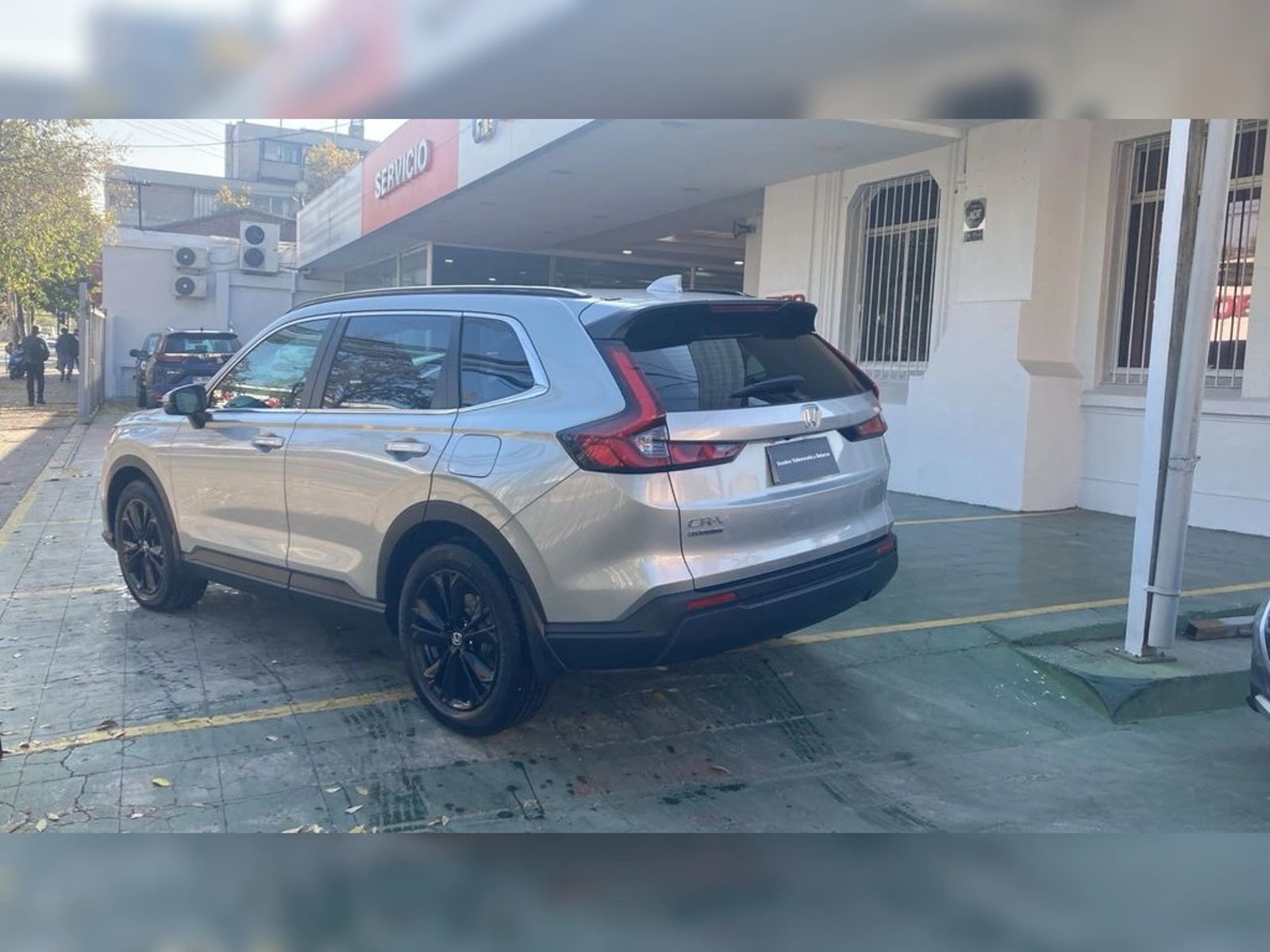 Honda CR-V TOURING 1.5 Aut. 4X4 2026 - Foto 3 de 11