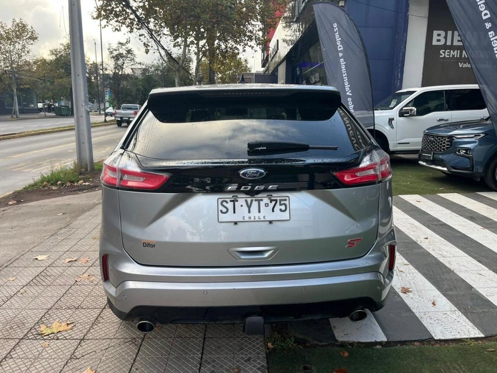 Ford EDGE ST 2.7L AWD 2023 - Foto 5 de 19