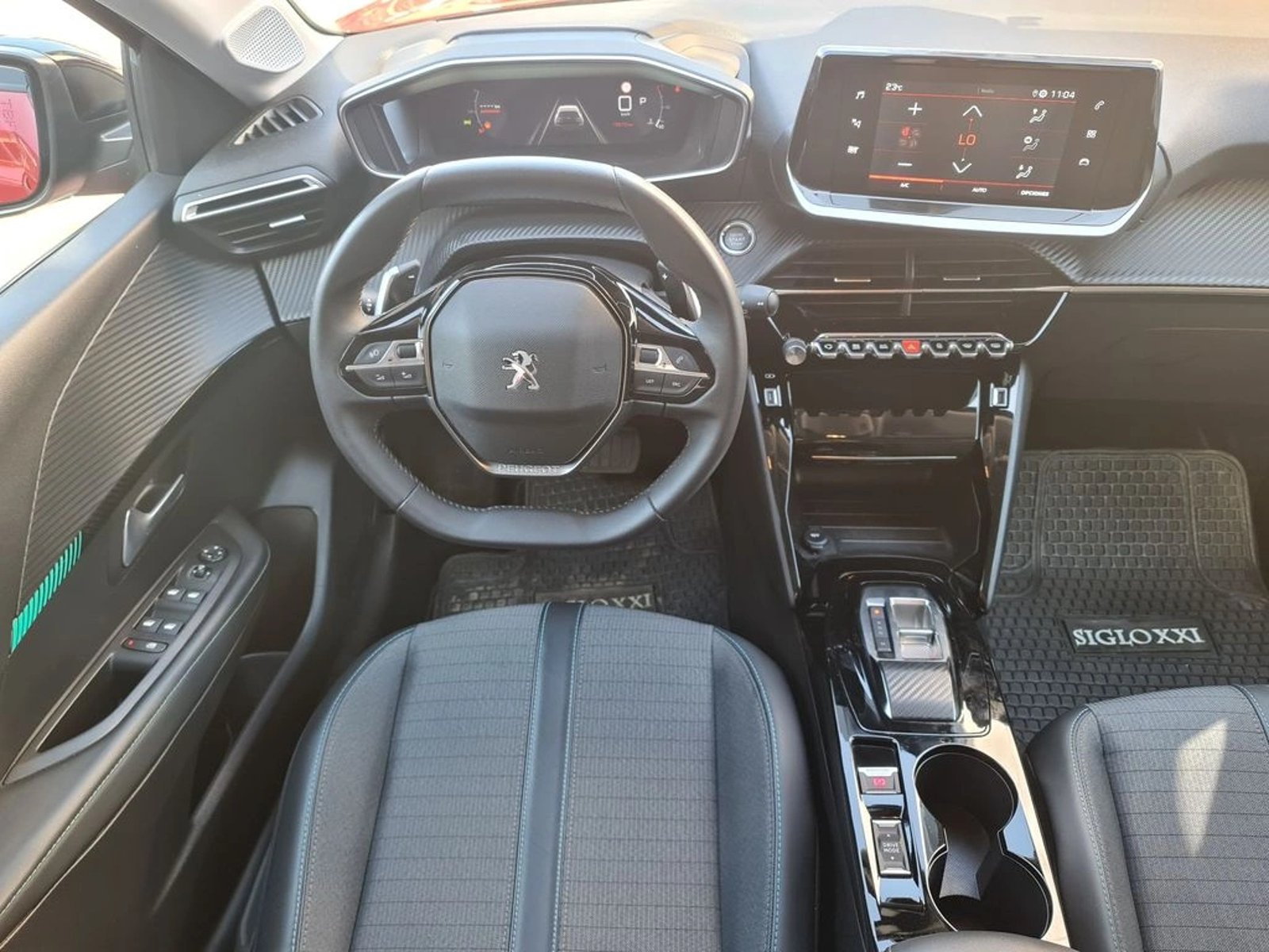 PEUGEOT 208 Allure Pack Puretech 130 EAT8 2024 - Imagen 9 de 20