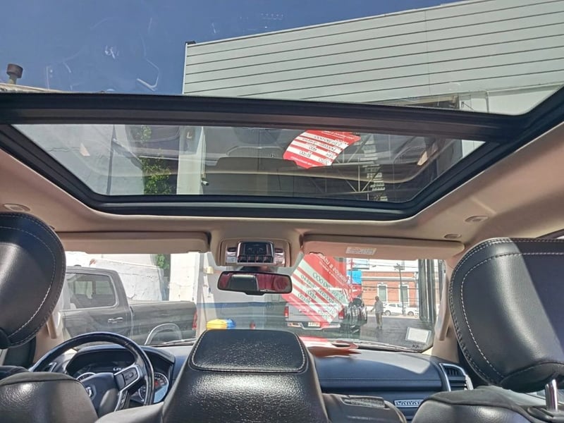 RAM 1500 Laramie 2020 - Imagen 15 de 18