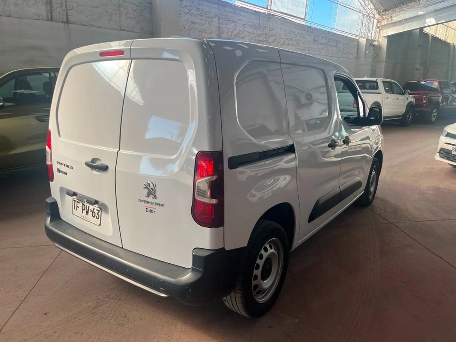 Peugeot PARTNER L1 BlueHDi 100 2024 - Imagen 5 de 15