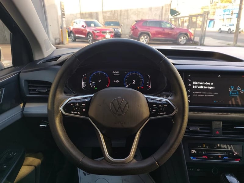 Volkswagen TAOS TSI 4X2 1.4 AUT 2025 - Imagen 13 de 17