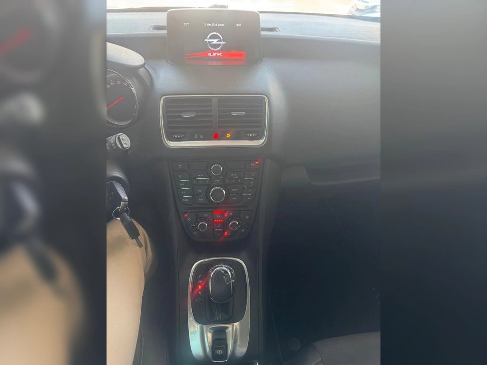 Opel MERIVA COSMO 1.4 2016 - Imagen 9 de 11