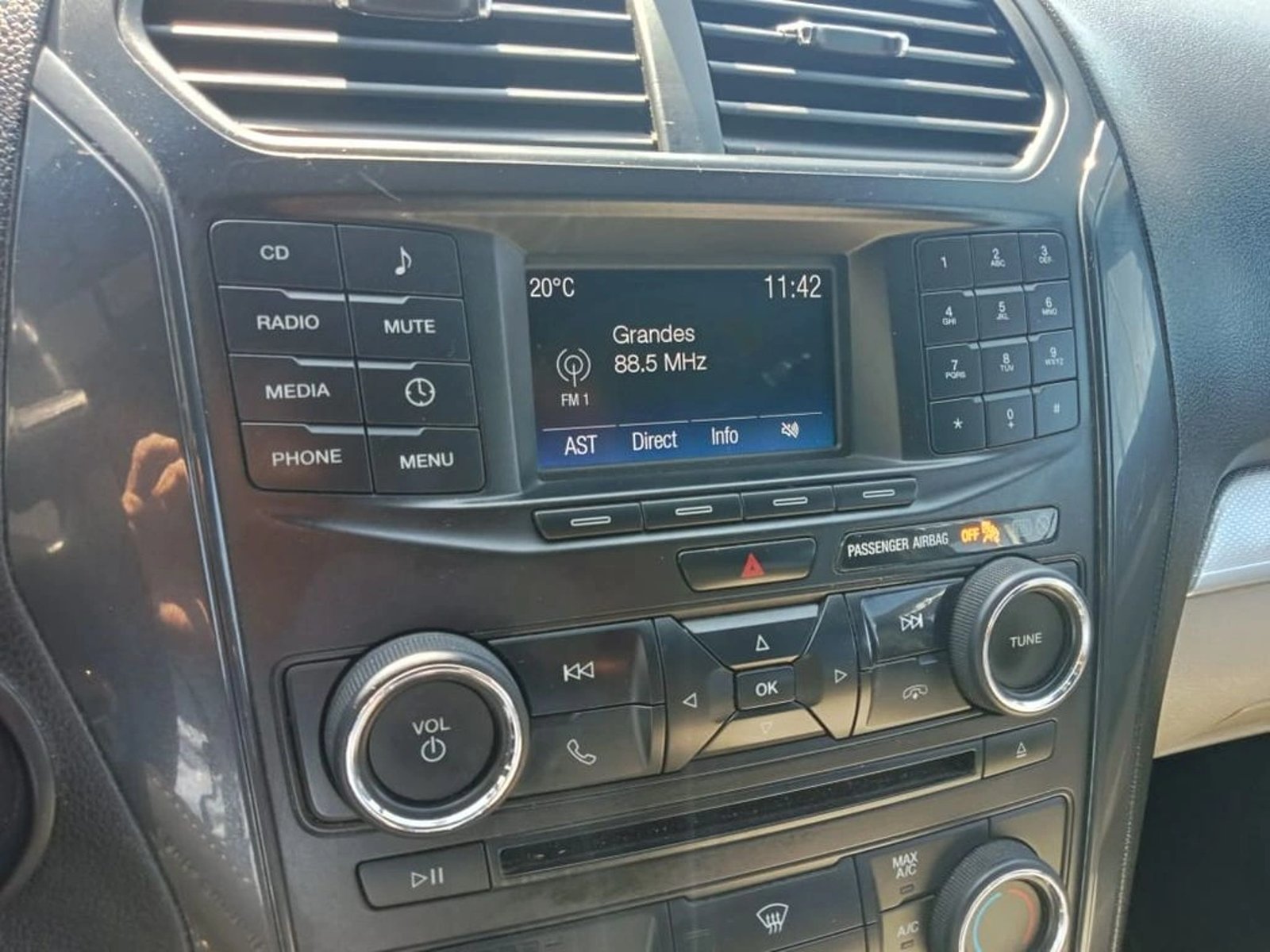 FORD EXPLORER 2.3 AT 2019 - Imagen 9 de 20