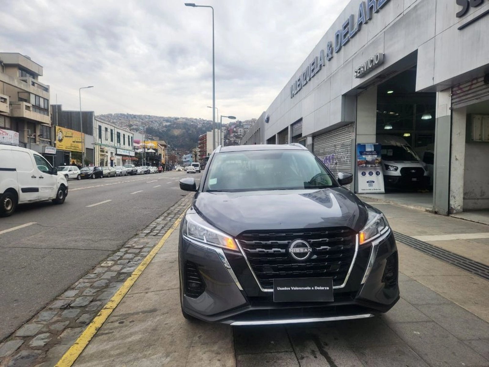 Nissan KICKS SENSE 1.6 MT 2023 - Foto 2 de 11