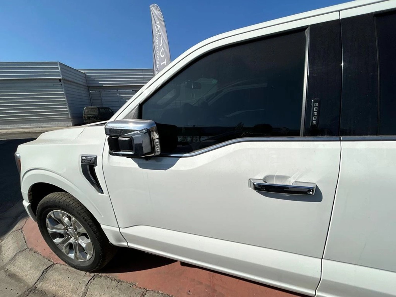 FORD F-150 Platinum FHEV 3.5 2024 - Imagen 7 de 12