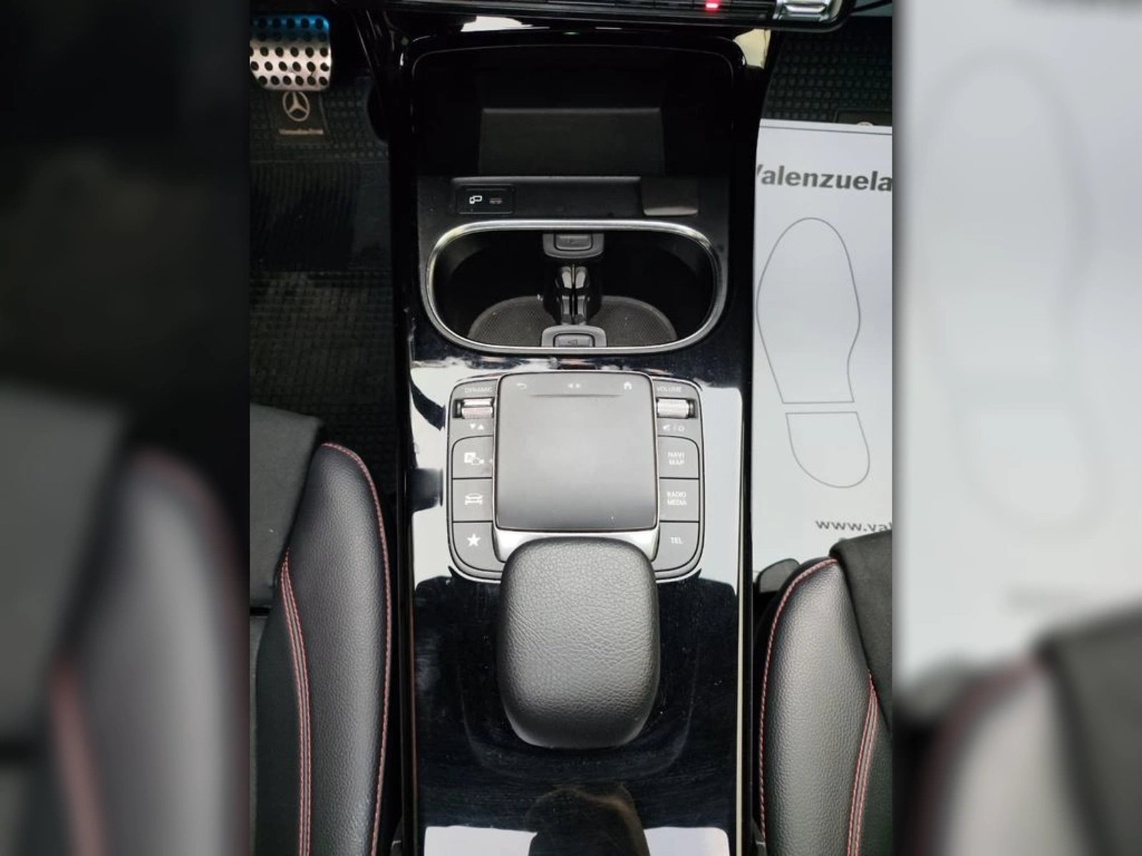 MERCEDES-BENZ A 250 2.0 HB AT 2021 - Imagen 15 de 20