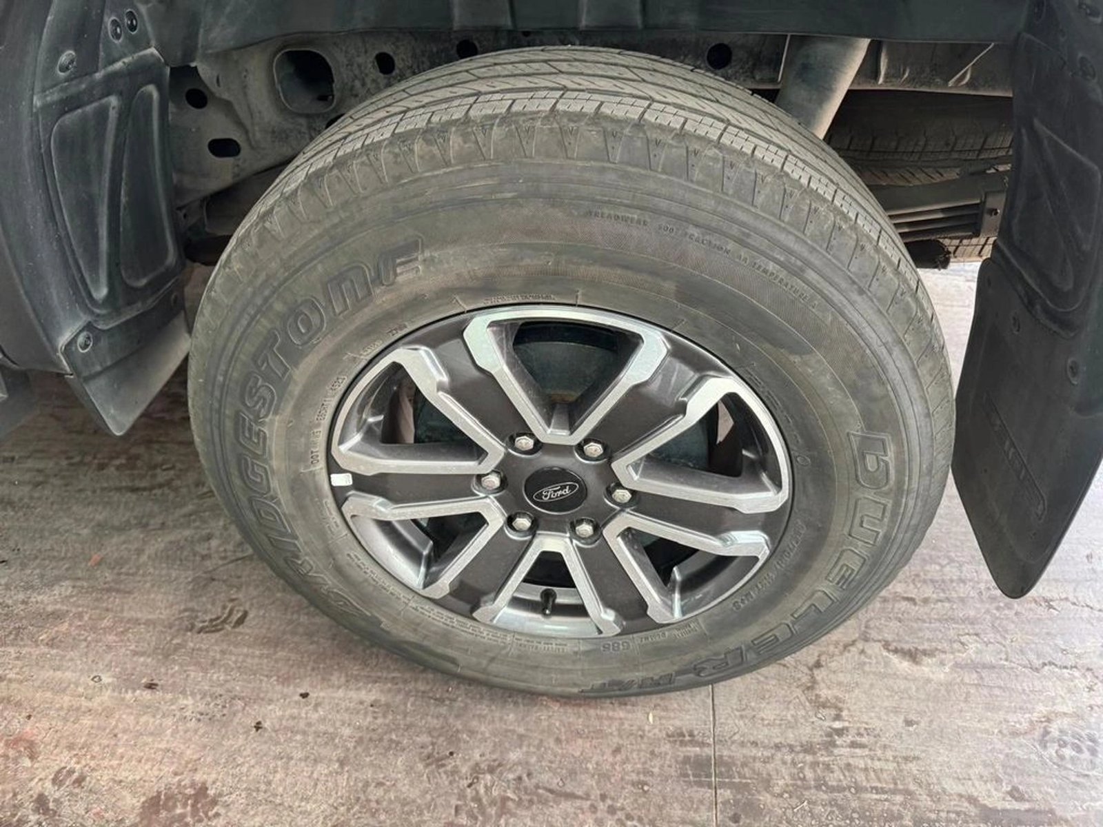 FORD RANGER XLT 4x2 2.0L AT 2024 - Imagen 8 de 17