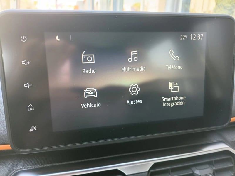 Renault Oroch 1.3 INTENS OUTSIDER DOB. CAB. 4X2 AT 4P 2023 - Imagen 12 de 14