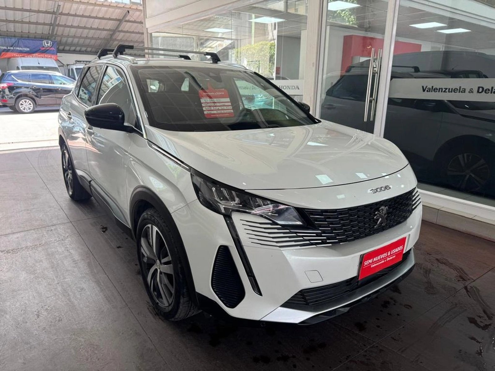 Peugeot 3008 Active Pack BlueHDI 130 MT6 2022 - Foto 3 de 11