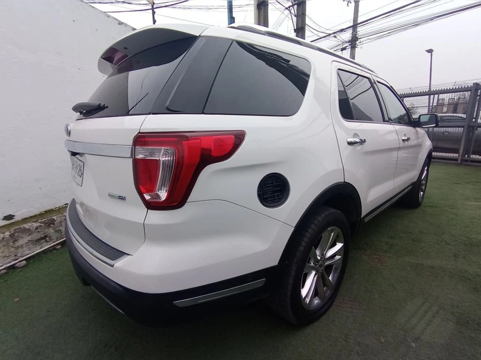 Ford EXPLORER Limited Ecoboost 2.3L 4x4 2020 - Foto 5 de 14