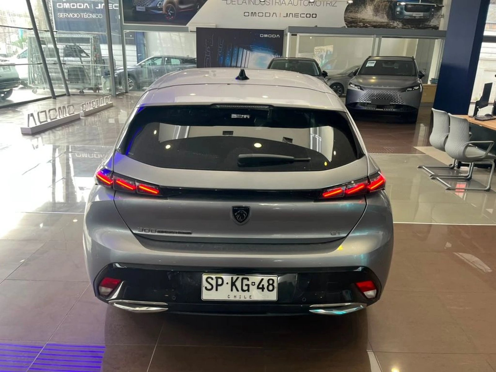 Peugeot 308 PURETECH 1.2 AUT 2023 - Imagen 5 de 15