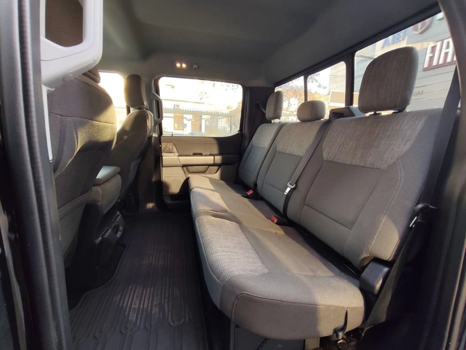 Ford F-150 XLT 4X4 5.0 AUT 2024 - Imagen 17 de 17