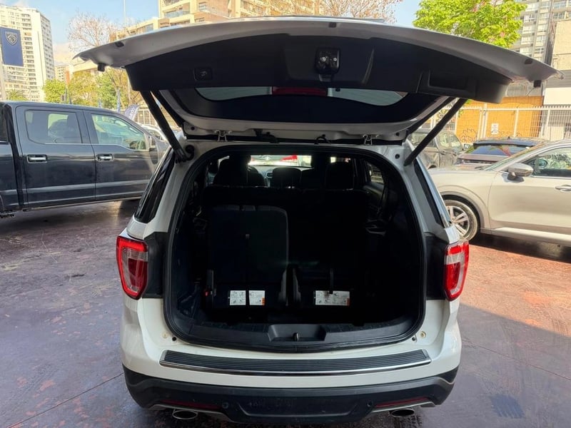 Ford EXPLORER XLT 3.5 4x2 3R. 2018 - Imagen 7 de 13