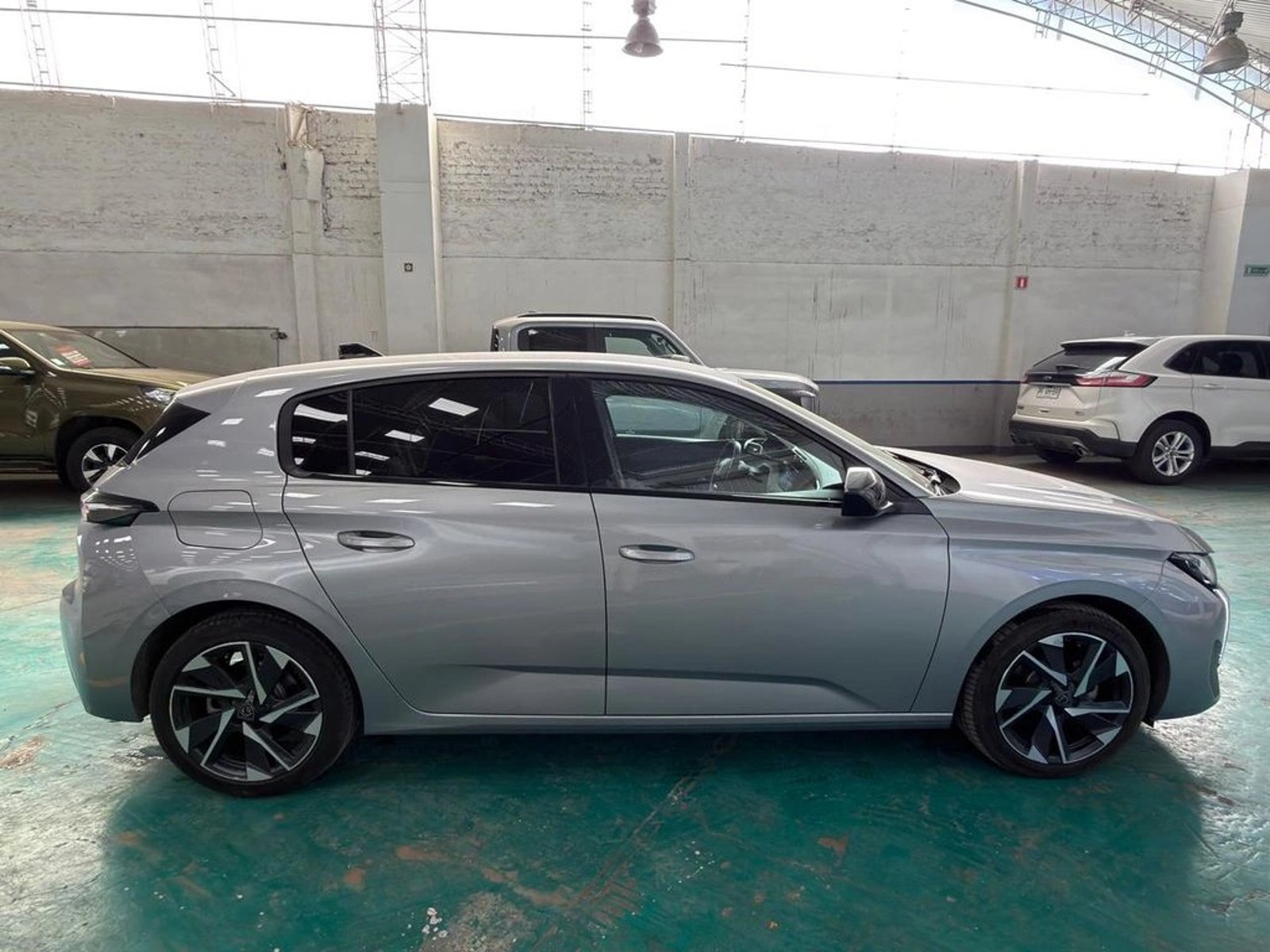 PEUGEOT 308 Allure Pack Puretech 130 EAT8 PRS 2025 - Imagen 7 de 18