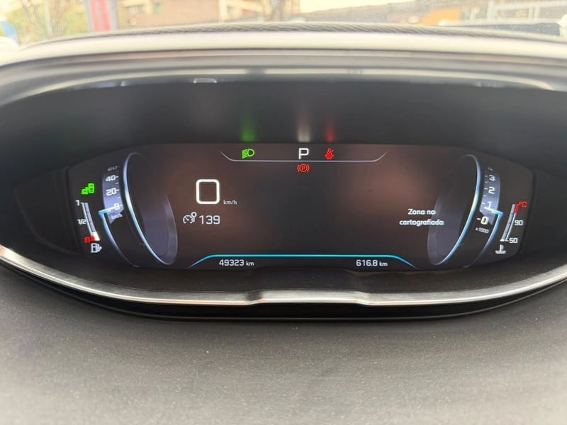Peugeot 3008 GT LINE 1.6 2019 - Imagen 10 de 14