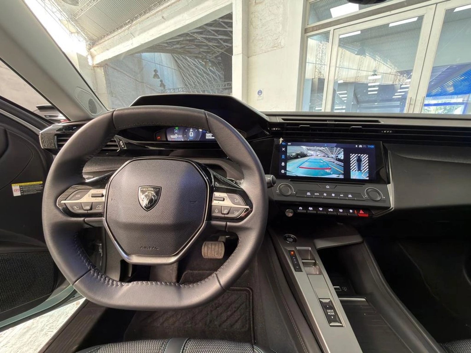 PEUGEOT 308 Allure Pack Puretech 130 EAT8 PRS 2025 - Imagen 12 de 18