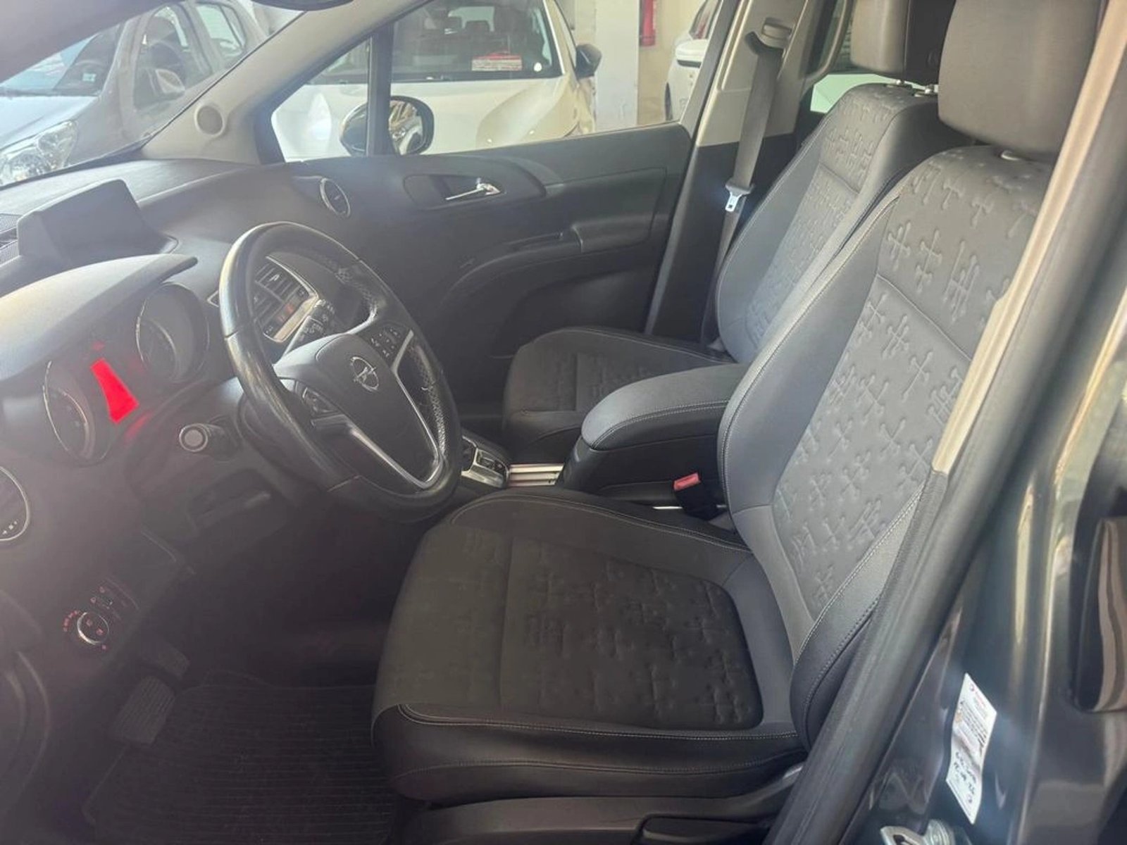 Opel MERIVA COSMO 1.4 2016 - Imagen 10 de 11