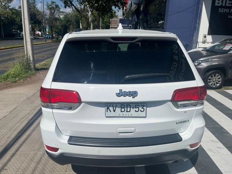 Jeep GRAND CHEROKEE Laredo Sport 2019 - Imagen 5 de 12