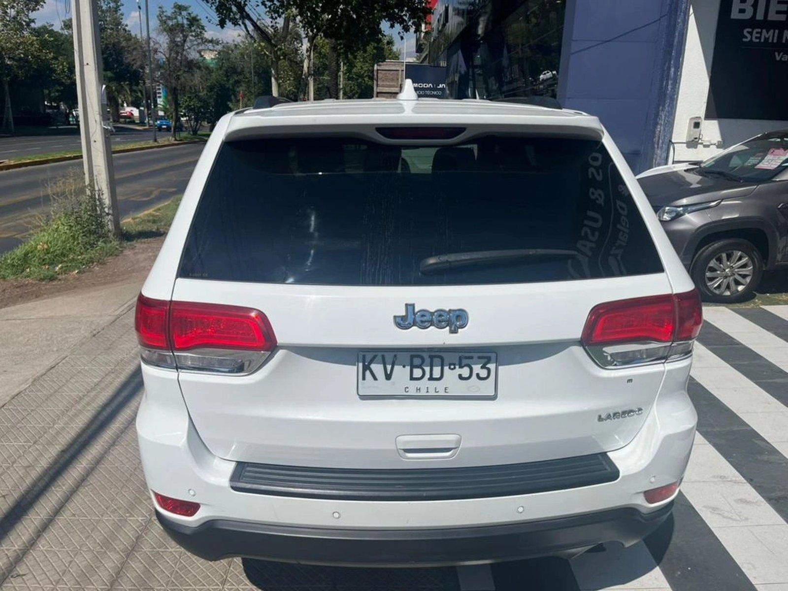 Jeep GRAND CHEROKEE Laredo Sport 2019 - Foto 5 de 12