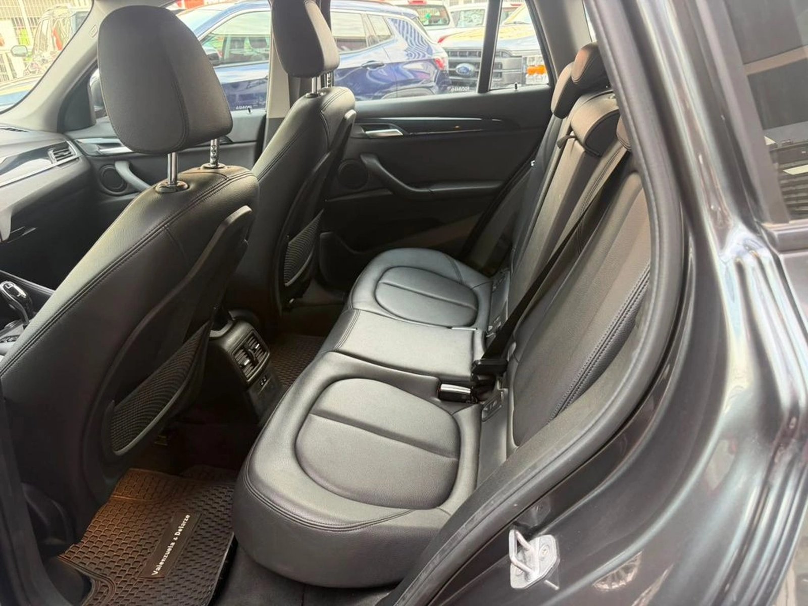 BMW X1 X1 SDRIVE18I LCI 1.5 AUT 2022 - Imagen 10 de 12