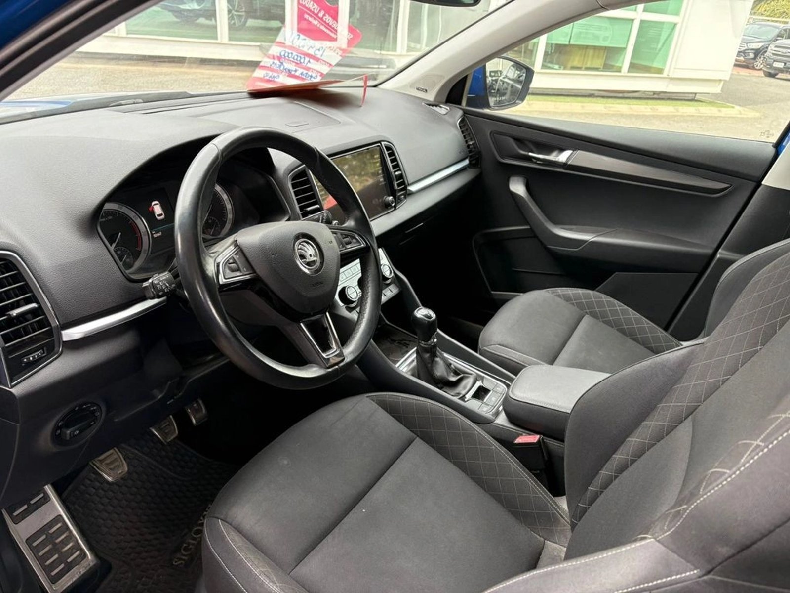 Skoda KAROQ Ambiente 2019 - Foto 5 de 6