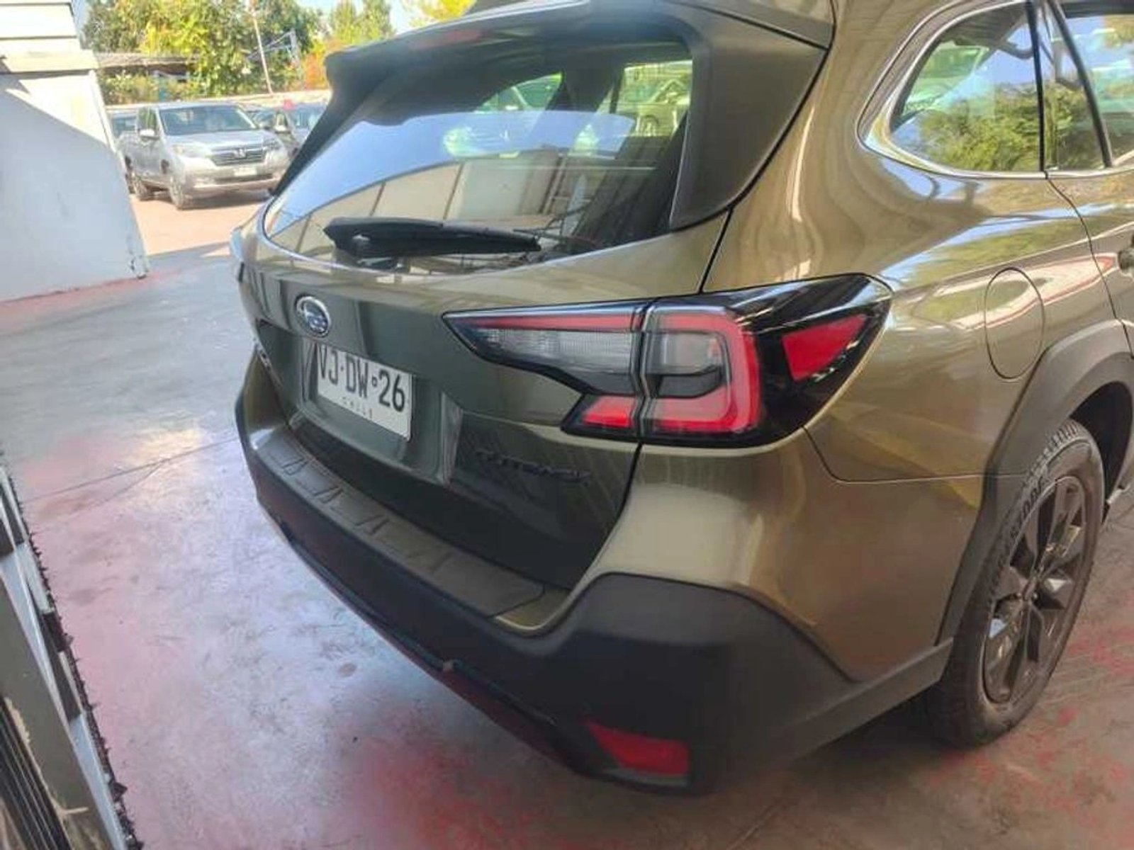 SUBARU OUTBACK 4X4 2.5 AUT 2025 - Imagen 7 de 15