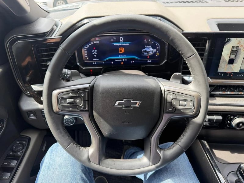 Chevrolet SILVERADO 4X4 6.2 AUT 2024 - Imagen 17 de 17