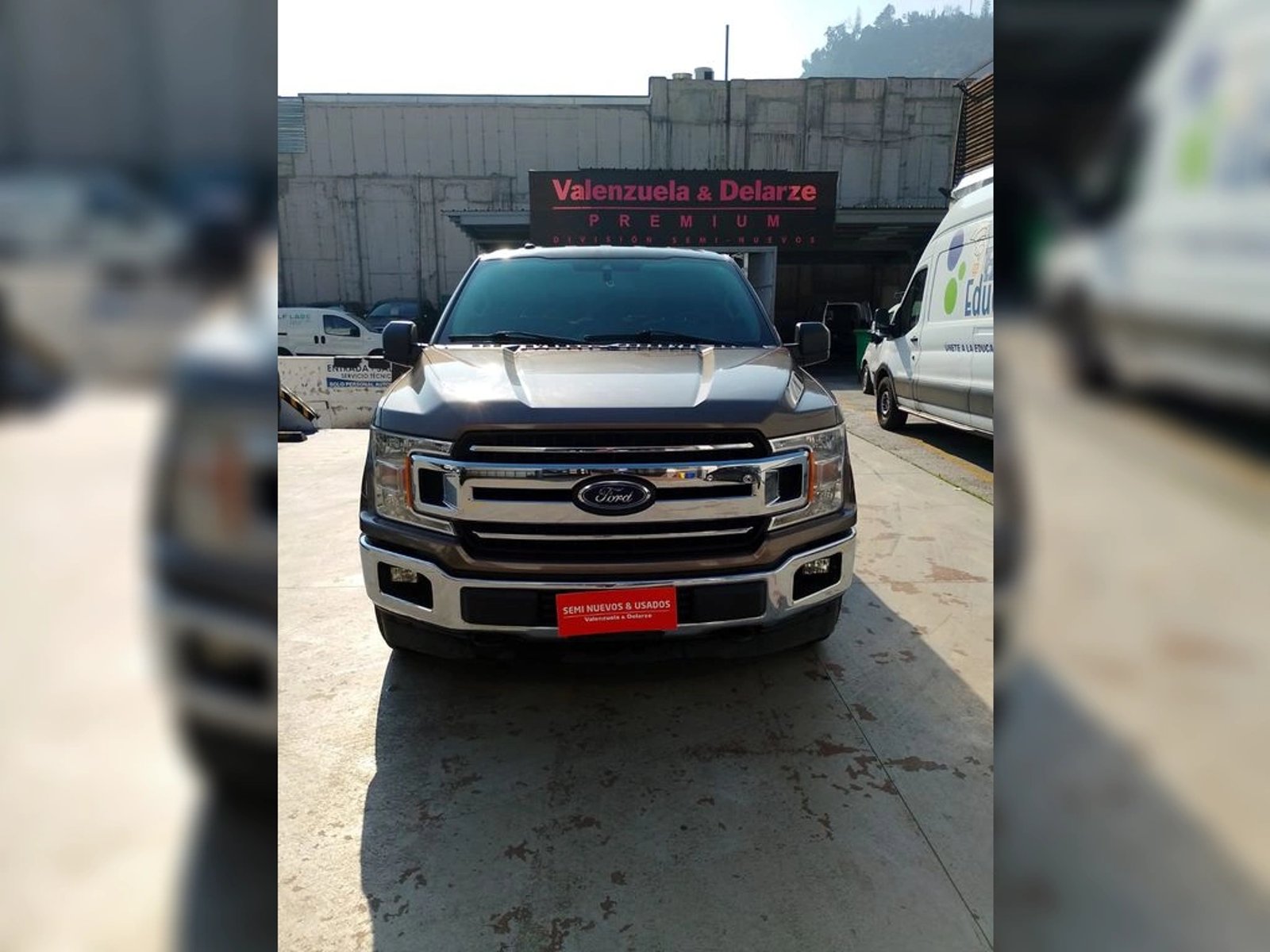 Ford F-150 3.3 XLT REG CAB CAB. SIM. 4X4 AT 2P 2020 - Foto 2 de 12