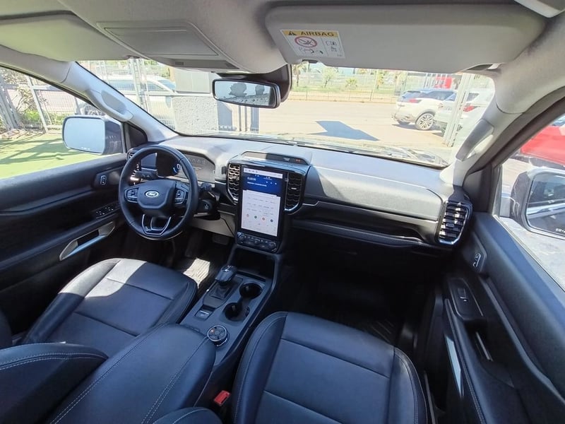 Ford RANGER Limited 4x4 3.0L AT 2024 - Imagen 15 de 17