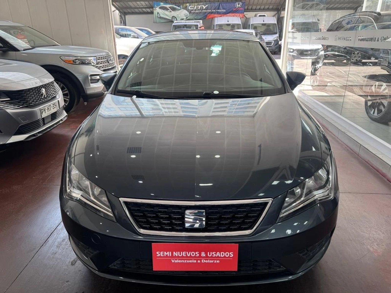SEAT LEON 1.4 STYLE TSI 4X2 MT 5P. 2021 - Foto 2 de 12