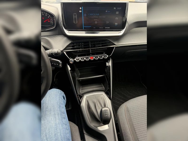 Peugeot 208 MCA Style Puretech 75 2025 - Imagen 11 de 12