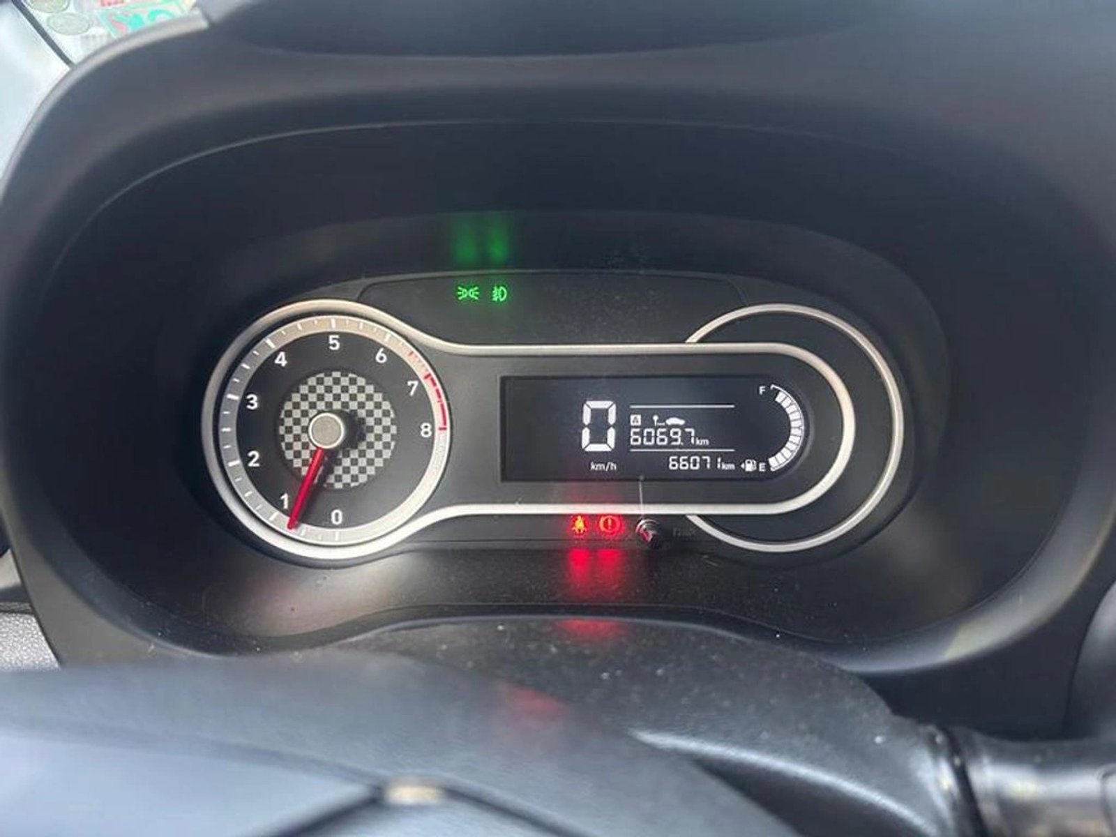 Hyundai GRAND I10 HB 1.2 2023 - Foto 2 de 2