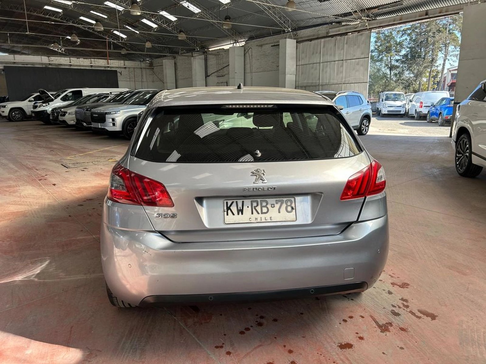 PEUGEOT 308 Feline 1.6 Blue-HDi 120HP EAT6 2019 - Imagen 4 de 17