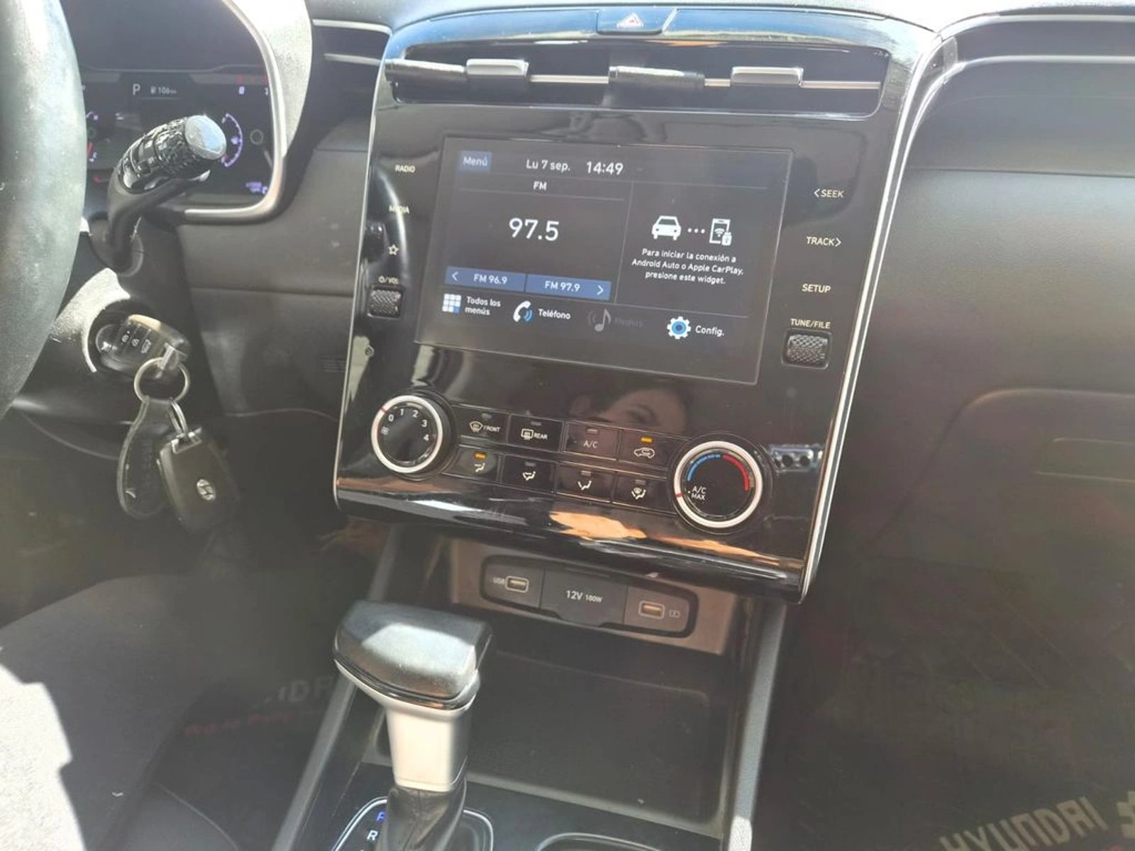Hyundai TUCSON NX4 2.0 AUT 2023 - Imagen 8 de 12