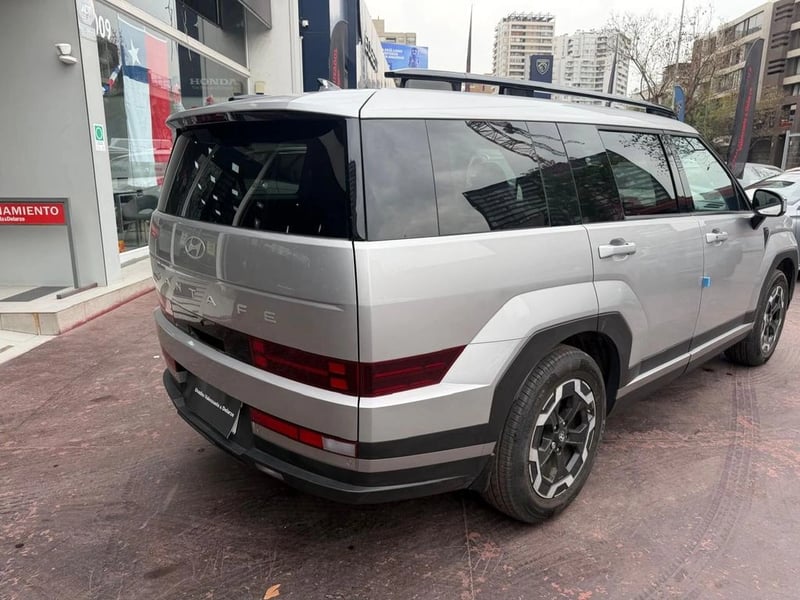 Hyundai SANTA FE MX5 GDI 2.5 AUT 2026 - Imagen 4 de 14