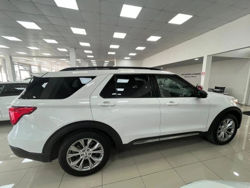 Ford EXPLORER 2.3 XLT ECOBOOST 4X2 AT 5P 2021 - Imagen 6 de 9