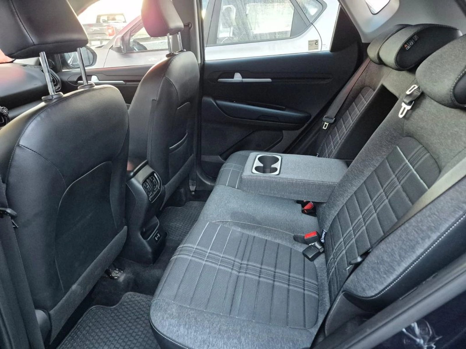 KIA SONET EX 1.5L 6MT (2373) 2025 - Imagen 9 de 15