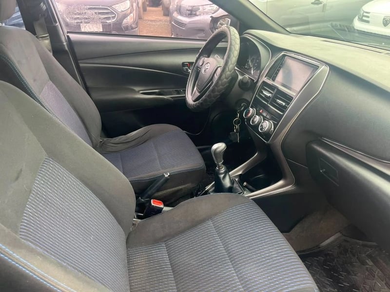 Toyota YARIS SPORT GLE 1.5 2022 - Imagen 8 de 9