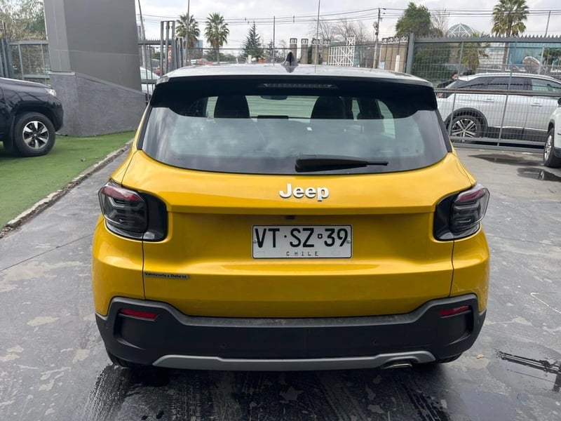 Jeep AVENGER ALTITUDE 1.2T MT 6 FWD 2026 - Imagen 6 de 13