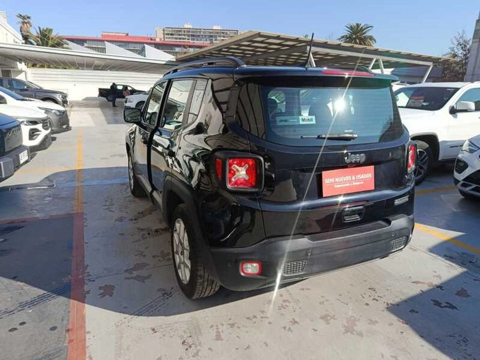 JEEP RENEGADE LX  AT 2022 - Imagen 3 de 18