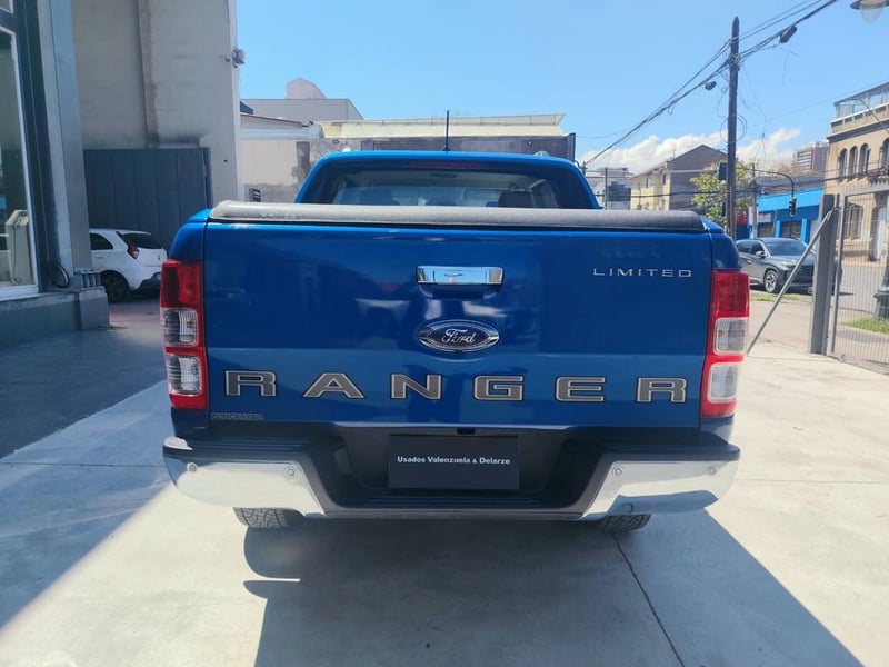 Ford RANGER Limited 4x4 3.2L 2023 - Imagen 6 de 16