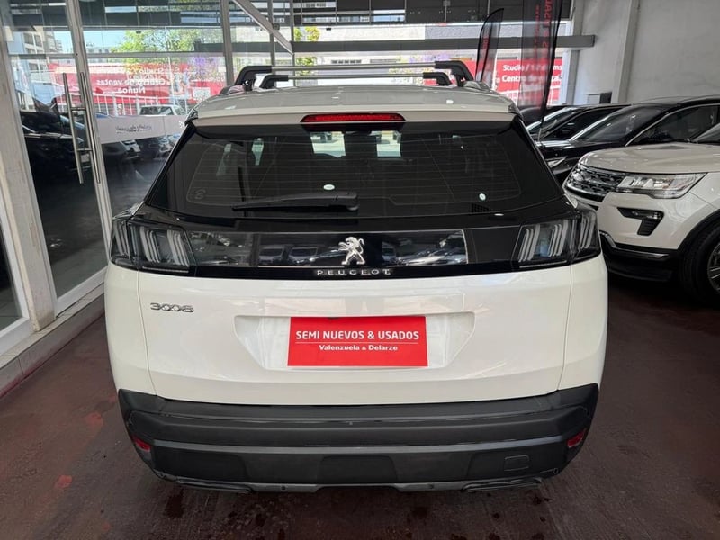Peugeot 3008 Active Pack BlueHDI 130 MT6 2022 - Imagen 5 de 11