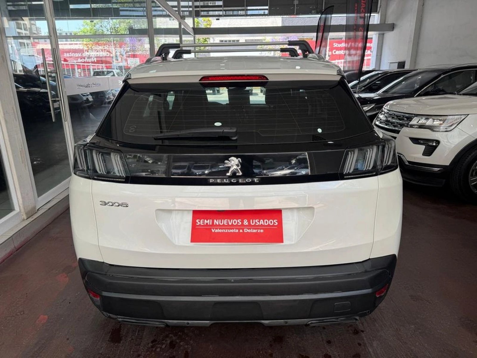 Peugeot 3008 Active Pack BlueHDI 130 MT6 2022 - Foto 5 de 11