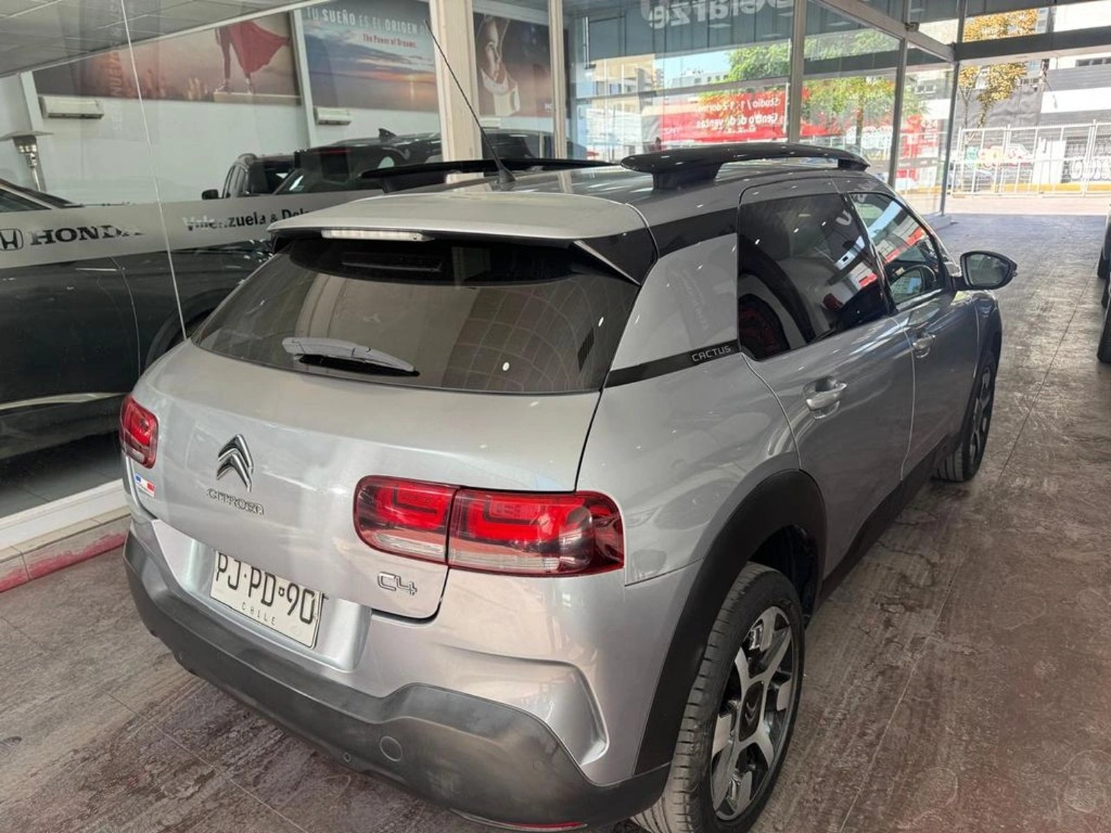 Citroën C4 CACTUS FELL 2021 - Foto 4 de 13
