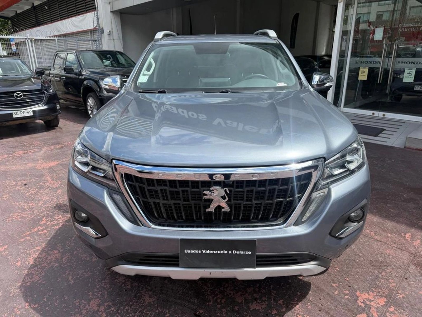 Peugeot LANDTREK Action4 BlueHDi 180 4x4 AT 2023 - Foto 2 de 11