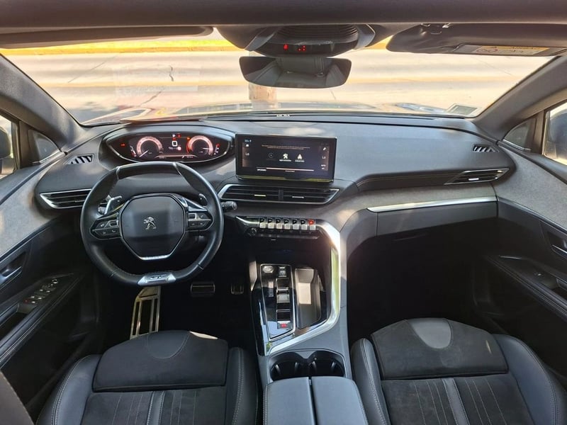 Peugeot 3008 ALLURE BLUEHDI 1.5 AT 2023 - Imagen 10 de 15