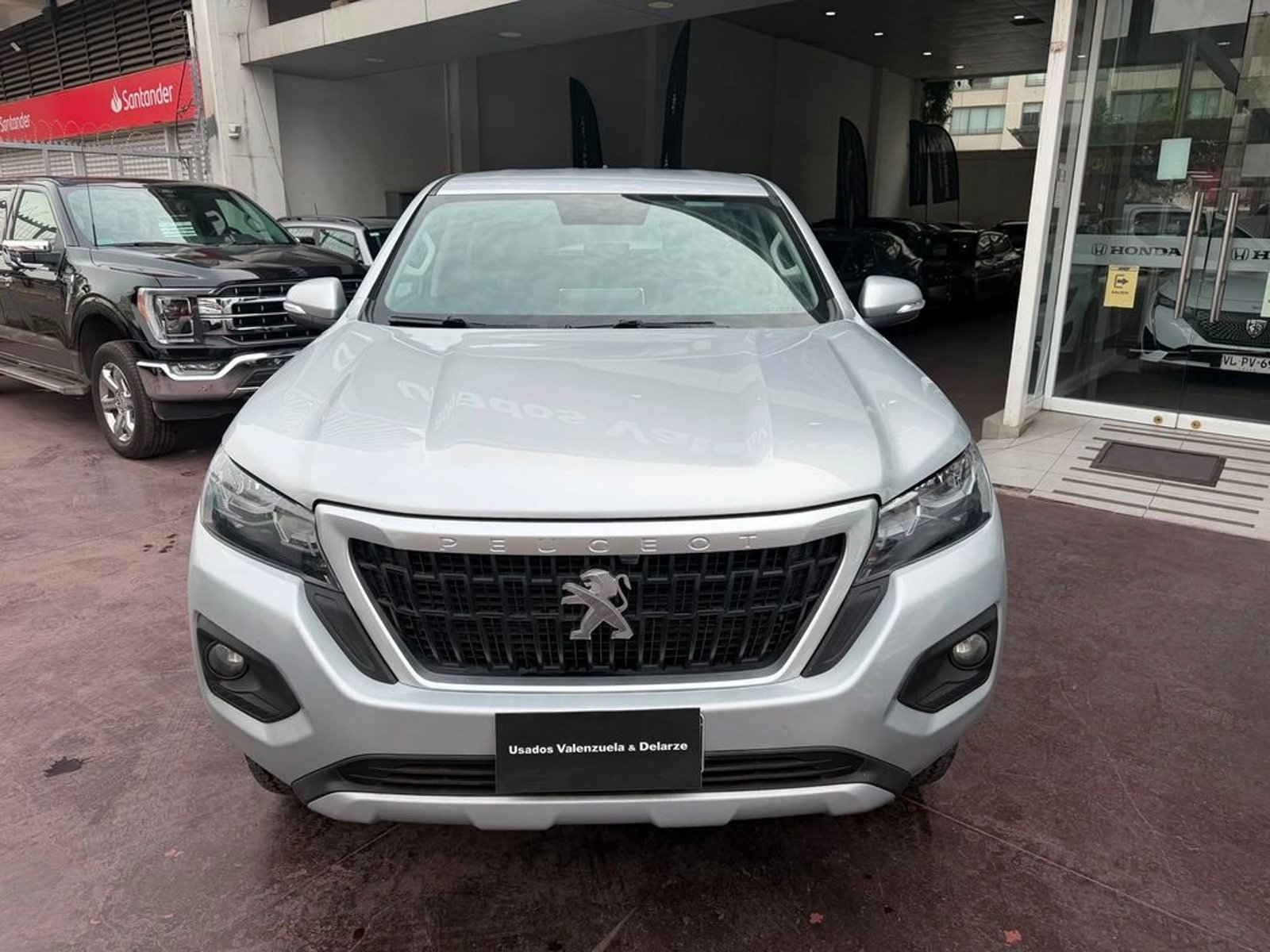 Peugeot LANDTREK Active BlueHDi 180 4x4 AT 2025 - Foto 2 de 11