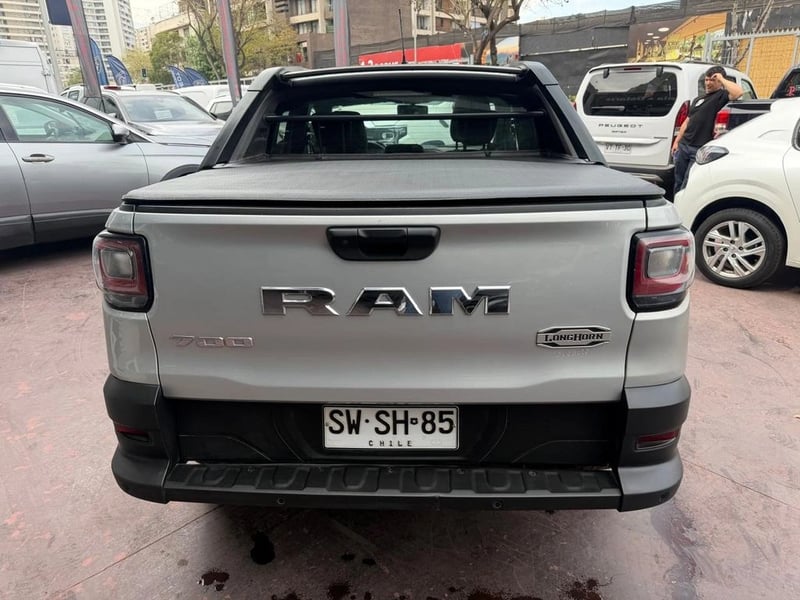 RAM 700 LONGHORN 1.3 A.T. 2023 - Imagen 5 de 11